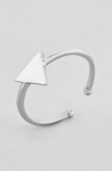 Кольцо Сдержанный треугольник
