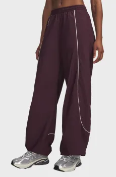 Женские бордовые спортивные брюки Unstoppable Wvn Wind Pnt-RED Бордовый XS Under Armour 6013530-945
