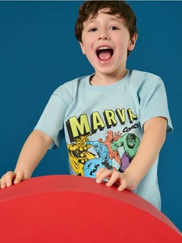 Футболка Marvel - light blue Футболка Marvel - light blue