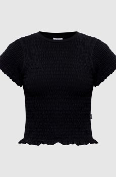 Черная футболка