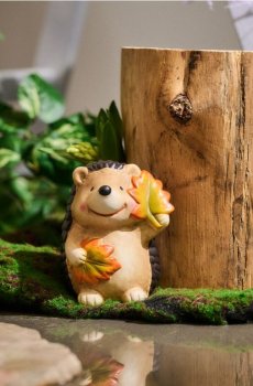 Садова декорація у формі їжака - бежевий