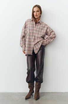 Рожева тепла картата сорочка