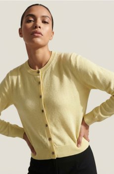 Класичний кардиган на ґудзиках - світло-жовтий