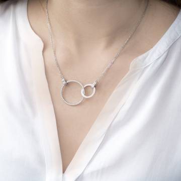 Серебряное колье с фианитами 18296 Серебряное колье с фианитами 18296