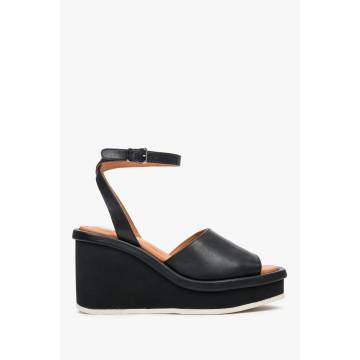 Босоніжки Ankle strap на танкетці чорні Estro ER00111545 Босоніжки Ankle strap на танкетці чорні Estro ER00111545