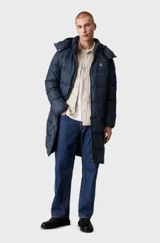Мужской синий пуховик Синий M Calvin Klein Jeans J30J326102