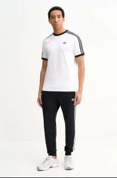 Хлопковая футболка adidas Originals