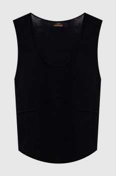 Черный топ с логотипом