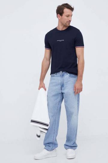 Хлопковая футболка Tommy Hilfiger цвет синий с аппликацией Хлопковая футболка Tommy Hilfiger цвет синий с аппликацией