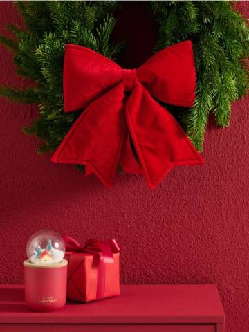 Різдвяна прикраса - червоний