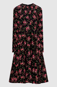 Черное платье из шелка в принт