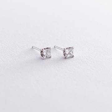 Золотые серьги - пусеты (бриллиант) см0241 Золотые серьги - пусеты (бриллиант) см0241