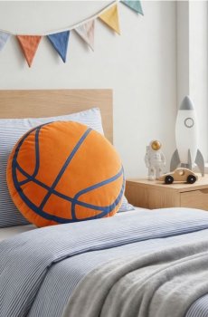 Декоративна подушка з мотивом м’яча - мандариновий