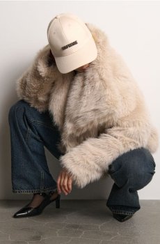 Бейсболка - нюдовий