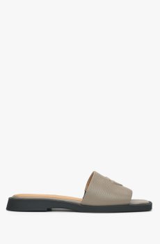 Шльопанці шкіряні сірі Estro ER00115191