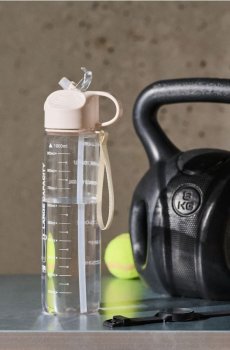 Пляшка для води з ручкою та соломинкою - кремовий