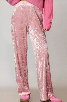 Штани wide leg з м’якого м’ятого оксамиту - пильно-рожевий