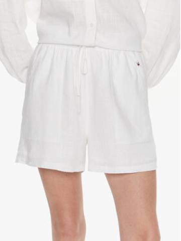 Tommy Jeans Шорти з тканини DW0DW18334 Білий Relaxed Fit Tommy Jeans Шорти з тканини DW0DW18334 Білий Relaxed Fit