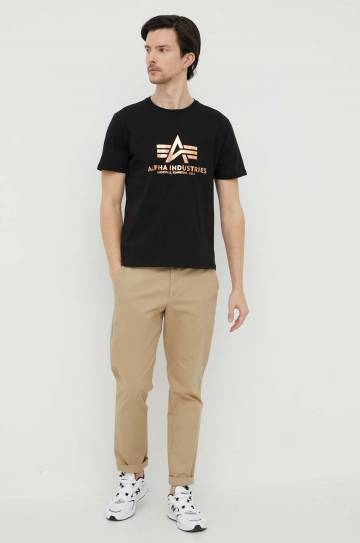 Хлопковая футболка Alpha Industries Basic T-Shirt Foil Print цвет чёрный с принтом 100501FP.365 Хлопковая футболка Alpha Industries Basic T-Shirt Foil Print цвет чёрный с принтом 100501FP.365