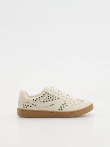 Reserved - Кросівки з декоративними цвяшками - бежевий - 196CQ-08X