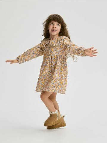 Reserved - Сукня з візерунком і комірцем - різнобарвний - 483FW-MLC