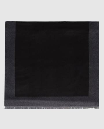 Шарф из шелка с логотипом