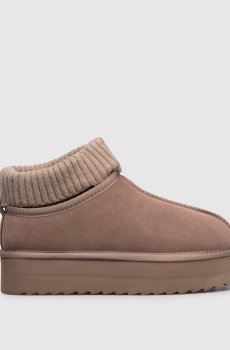 Коричневые замшевые сабо на меху с манжетом
