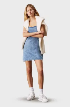 Женский голубой джинсовый сарафан ICONIC Голубой M Calvin Klein Jeans J20J225173
