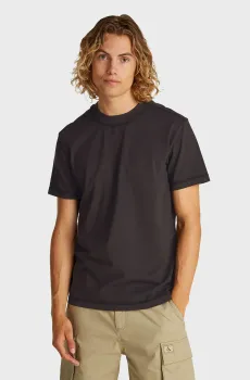 Мужская черная футболка GARMENT DYE TEE Черный S Calvin Klein Jeans J30J327267