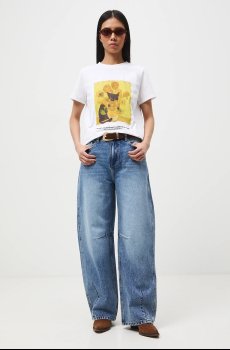 Футболка Medicine