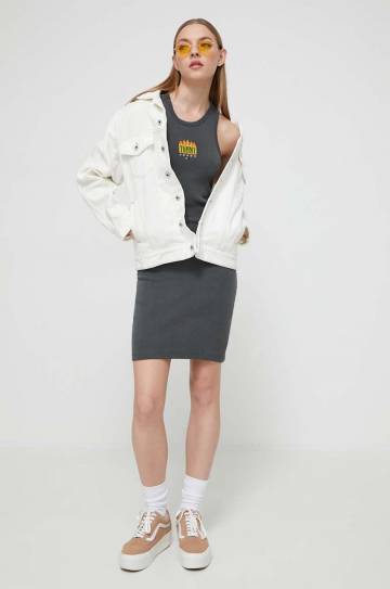Платье Tommy Jeans цвет серый mini облегающее Платье Tommy Jeans цвет серый mini облегающее