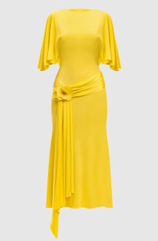 Желтое платье миди с драпировкой