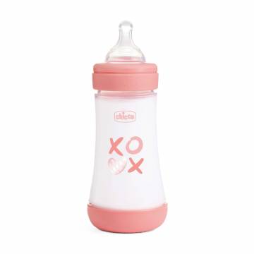 Бутылочка для кормления Chicco Perfect 5 Love пластиковая, с силиконовой соской, от 2 месяцев, розовая, 240 мл (20223.31.40) Бутылочка для кормления Chicco Perfect 5 Love пластиковая, с силиконовой соской, от 2 месяцев, розовая, 240 мл (20223.31.40)
