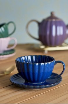 Чашечка с блюдцем Bloomingville Latina 220 ml