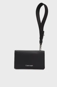 Женский черный кошелек GRACIE BIFOLD WALLET WITH ZIP Черный ONESIZE Calvin Klein K60K611689