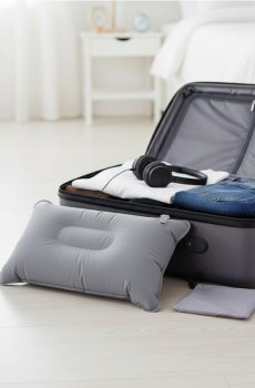 Надувна дорожня подушка з чохлом - темно-сірий