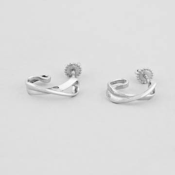 Серебряные серьги Minimal 20069р Серебряные серьги Minimal 20069р