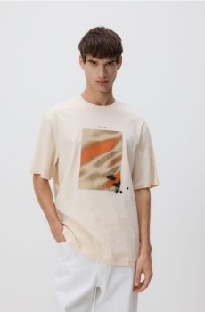 Reserved - Футболка вільного крою з принтом - пшеничний - 320FP-12X