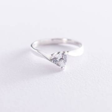 Серебряное помолвочное кольцо "Фианит в форме сердца" 111938 Серебряное помолвочное кольцо "Фианит в форме сердца" 111938