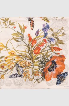 Бежевый платок из шелка в принт