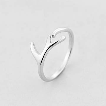 Серебряное кольцо Minimal 10146-16,5р Серебряное кольцо Minimal 10146-16,5р
