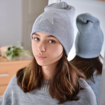 Шапки Lemanta Шапка для дівчаток сіра (звезда серебро) Шапки Lemanta Шапка для дівчаток сіра (звезда серебро)