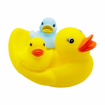 Набор для купания Bibi Toys Утка с утятами, от 3 лет (игрушка 14*12*8 см, 1 шт + игрушка 6*5*5 см, 2 шт) (761032BT) Набор для купания Bibi Toys Утка с утятами, от 3 лет (игрушка 14*12*8 см, 1 шт + игрушка 6*5*5 см, 2 шт) (761032BT)