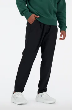 Мужские черные спортивные брюки AC Stetch Woven Черный L New Balance MP41060BK