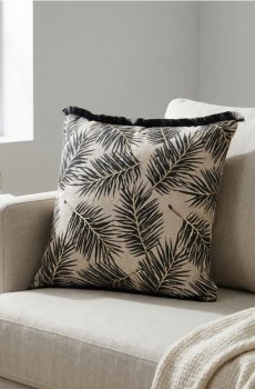 Декоративна подушка - бежевий