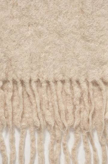 Шерстяной шарф Day Birger et Mikkelsen Regina - Fluffy Days цвет бежевый однотонный DAY65243461 Шерстяной шарф Day Birger et Mikkelsen Regina - Fluffy Days цвет бежевый однотонный DAY65243461