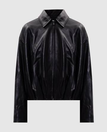 Черная кожаная куртка с патчем логотипа