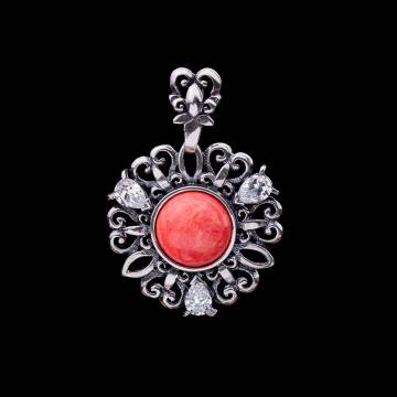 Серебряная подвеска с кораллом и фианитами 131058 Серебряная подвеска с кораллом и фианитами 131058