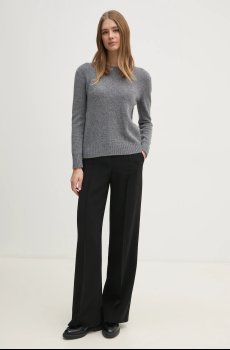 Шерстяной свитер United Colors of Benetton