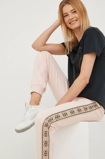 Хлопковая футболка Guess цвет чёрный Хлопковая футболка Guess цвет чёрный